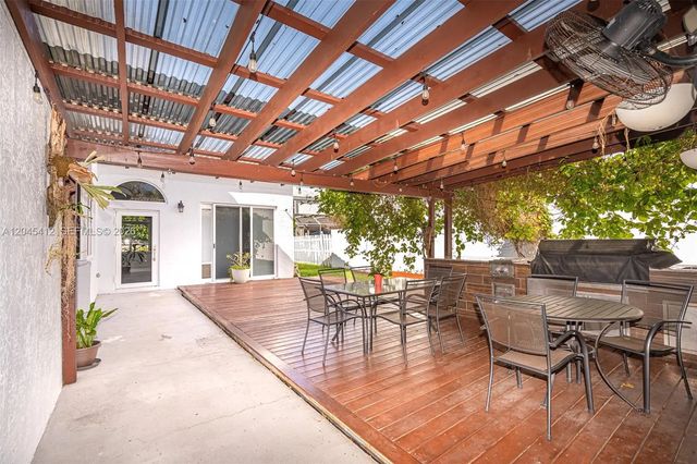 3 of 58 - N/A, Pembroke Pines, FL