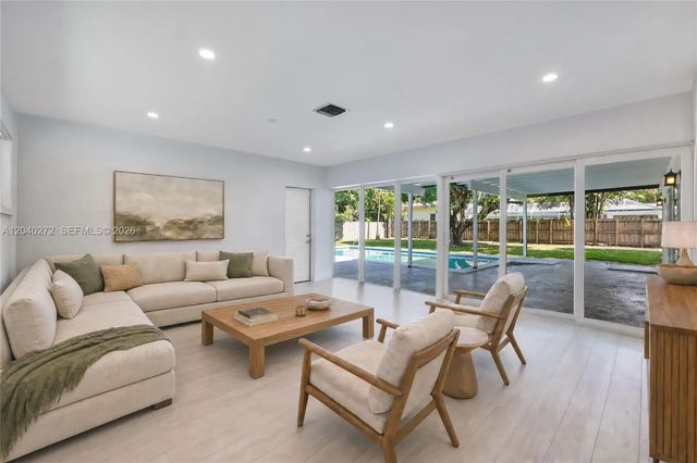 3 of 19 - 8265 Sw 149th Drive, Palmetto Bay, FL