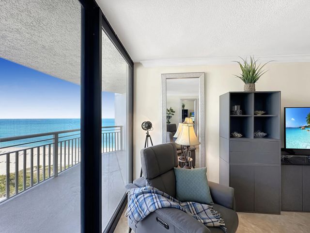 4 of 54 - 3000 N Ocean Drive #20 B, Singer Island, FL