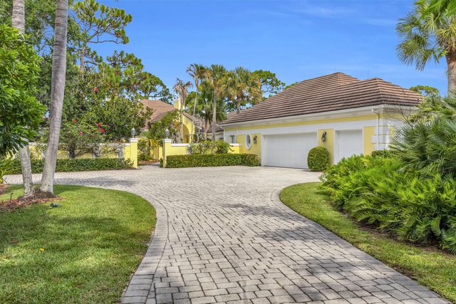 2 of 63 - 7107 Se Golfhouse Drive, Hobe Sound, FL