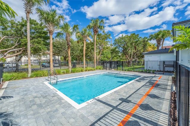 5125 Sw 37th Street, Pembroke Park