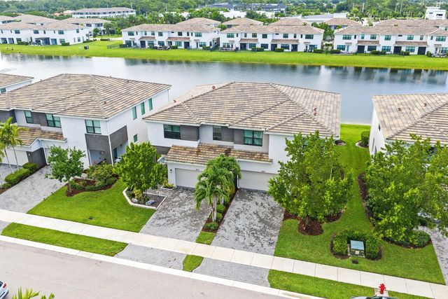 4 of 40 - 8697 Corvus, Lake Worth, FL