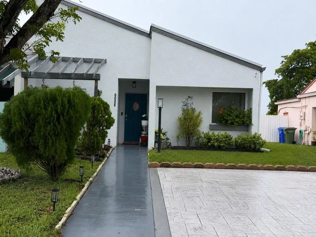 6008 Nw 1st Street, Margate