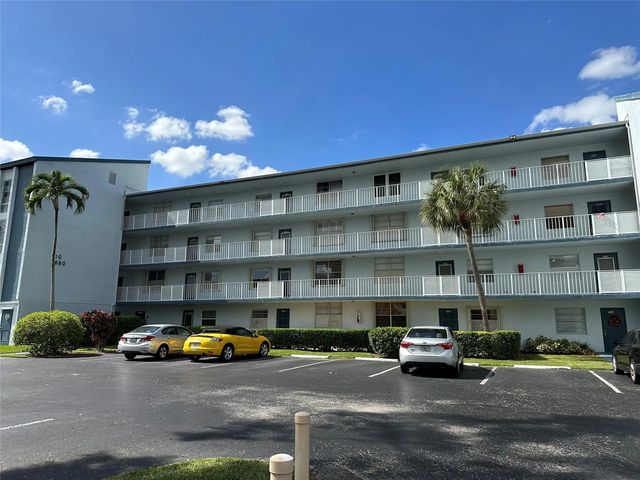 7680 Nw 18th Street #406, Margate