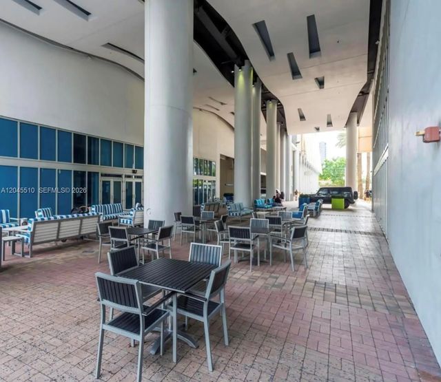 4 of 20 - 175 Sw 7th Street #1212, Miami, FL