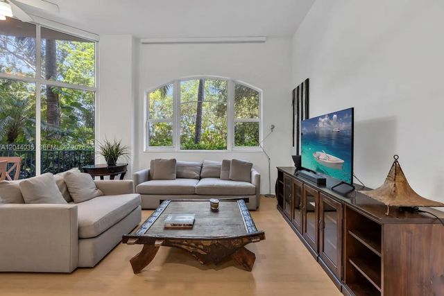 3 of 39 - 20000 E Country Club Drive #108, Aventura, FL