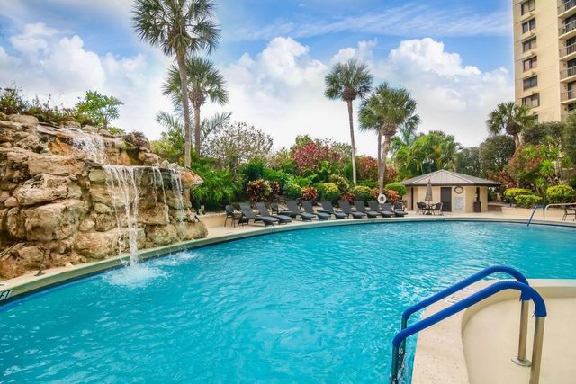 2 of 43 - 2450 Presidential Way #1405, West Palm Beach, FL