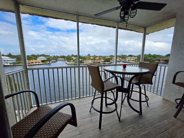 650 Snug Harbor Drive #g401, Boynton Beach