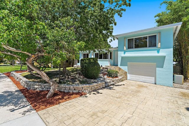 1429 Crest Drive, Lake Worth