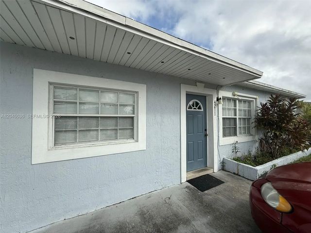 3 of 34 - 4211 Sw 38th Street, West Park, FL