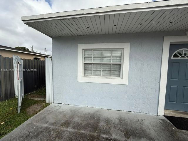 4 of 34 - 4211 Sw 38th Street, West Park, FL