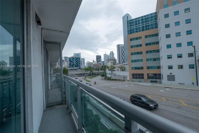 4 of 12 - 350 S Miami Avenue #306, Miami, FL