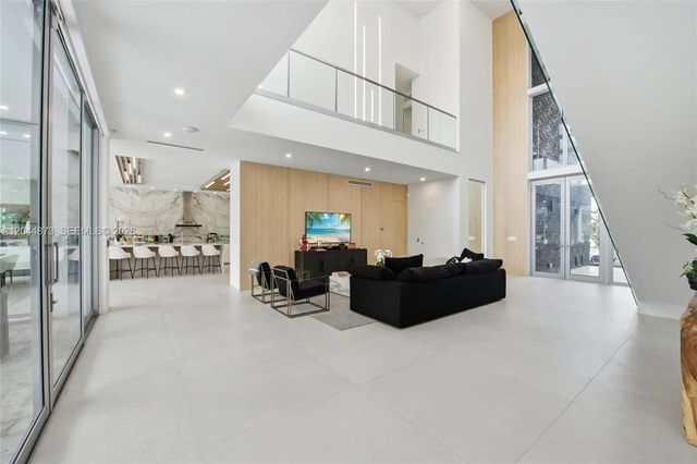 4 of 66 - 91 Fiesta Way, Fort Lauderdale, FL