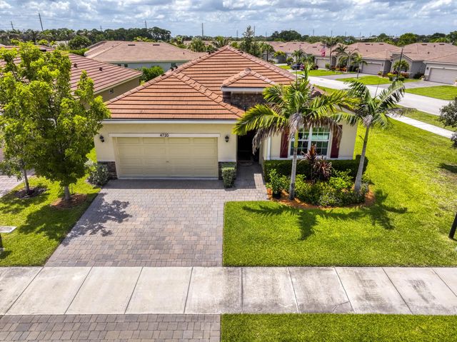 2 of 35 - 4720 Nw Exchange Avenue, Jensen Beach, FL