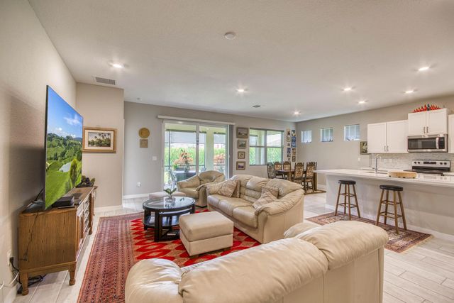 5 of 35 - 4720 Nw Exchange Avenue, Jensen Beach, FL
