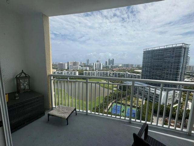 3 of 18 - 1755 E Hallandale Beach Boulevard #2104e, Hallandale, FL