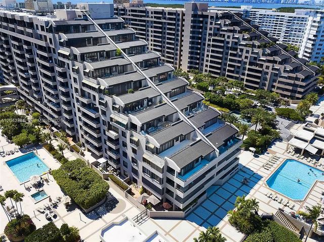 3 of 39 - 201 Crandon Boulevard #643, Key Biscayne, FL