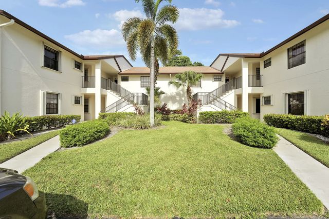 5 of 27 - 3254 Jog Park Drive, Greenacres, FL