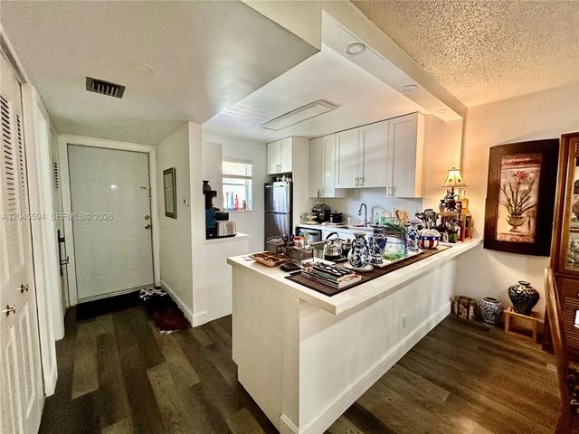 2 of 28 - 201 Berkley Road #104, Hollywood, FL