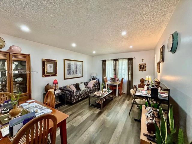 5 of 28 - 201 Berkley Road #104, Hollywood, FL