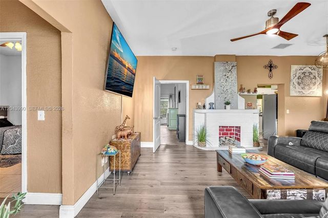 3 of 25 - 1800 Nw 3rd Court, Fort Lauderdale, FL
