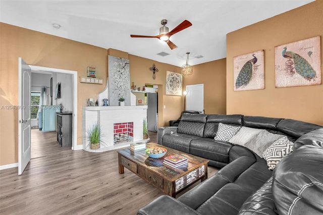 4 of 25 - 1800 Nw 3rd Court, Fort Lauderdale, FL
