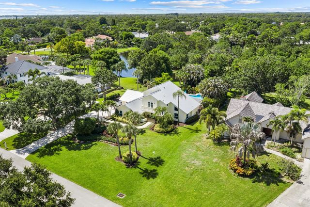 19646 Red Maple Lane, Jupiter