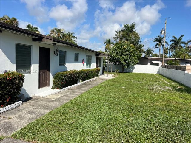 809 Ne 2nd Street #12, Hallandale Beach