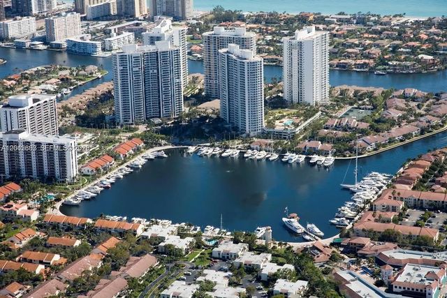 3601 Ne 207th Street, Aventura