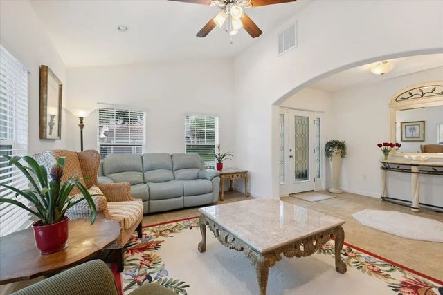 5 of 43 - 2024 Albany Terrace Sw, Vero Beach, FL