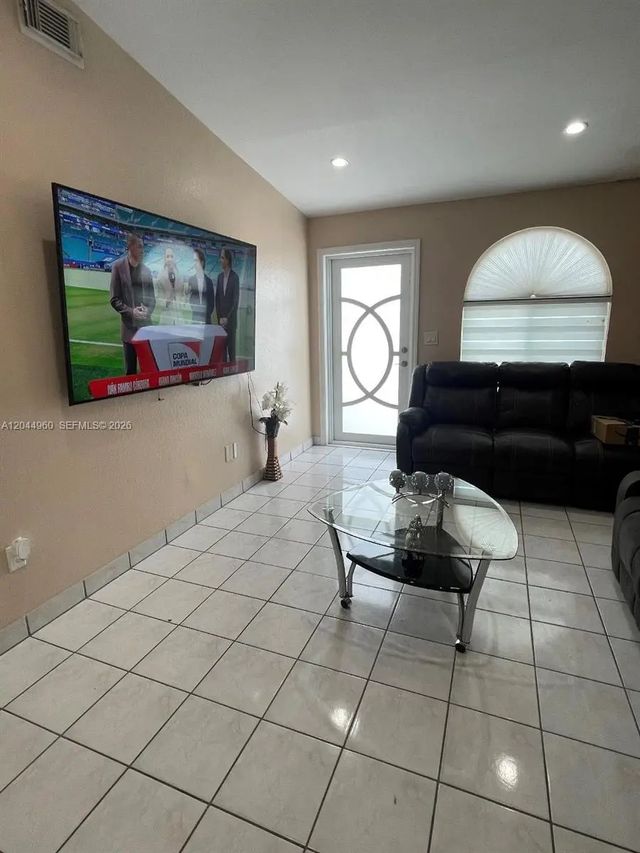 3 of 11 - 7681 Nw 178th Terrace, Hialeah, FL