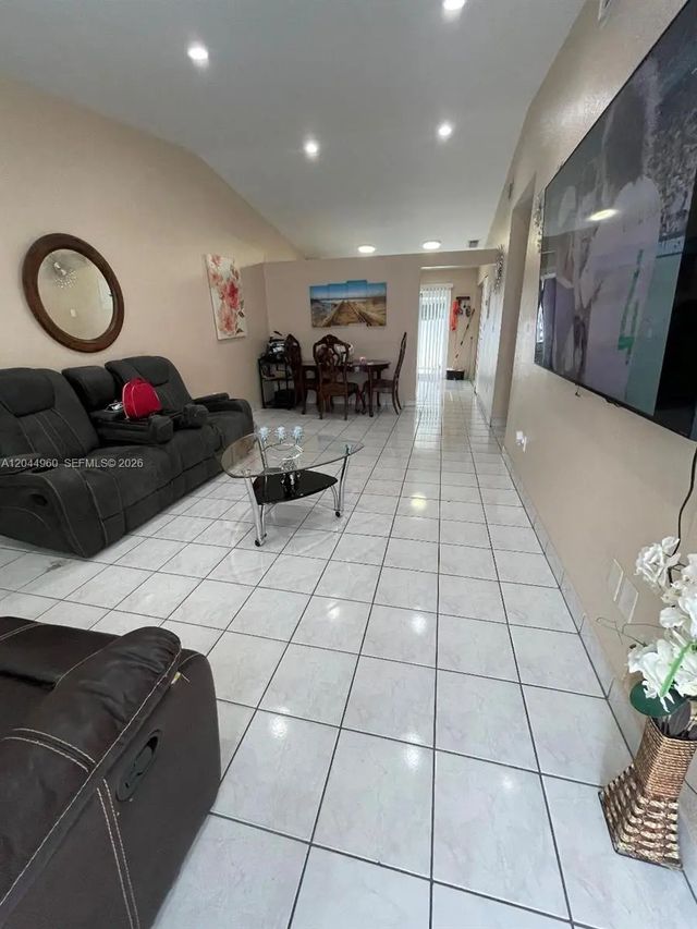 4 of 11 - 7681 Nw 178th Terrace, Hialeah, FL