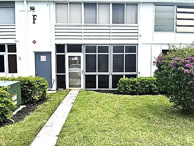 3 of 27 - 110 Markham F #110, Deerfield Beach, FL
