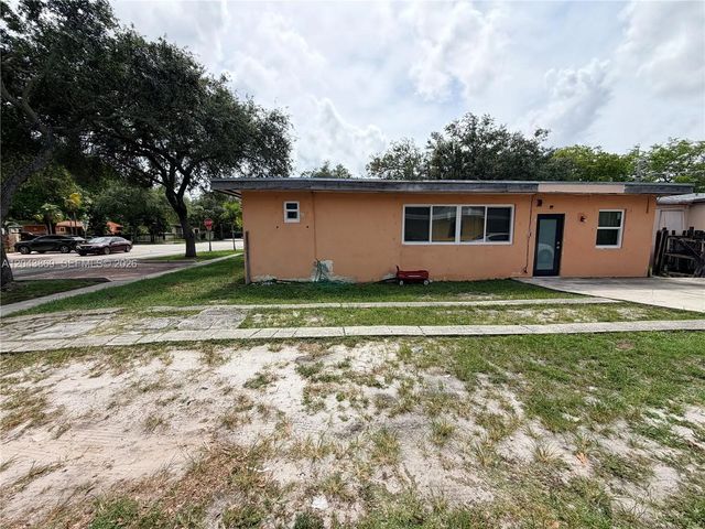 4 of 20 - 13105 Nw 12th Avenue, North Miami, FL