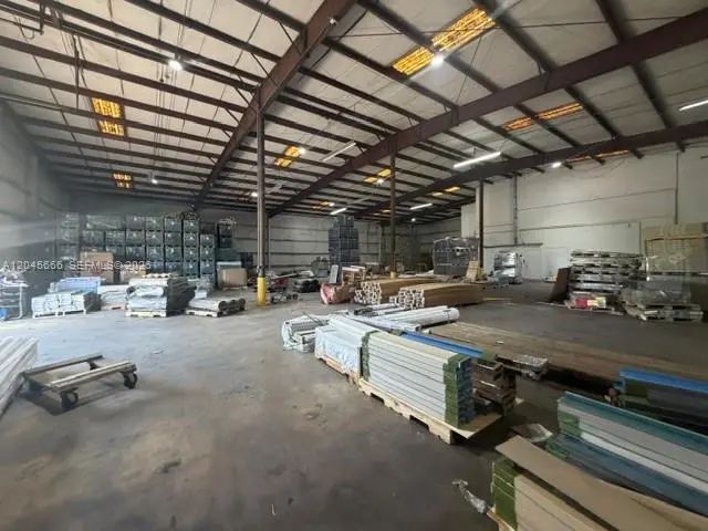 3 of 10 - 7500 Nw 74th Avenue, Medley, FL