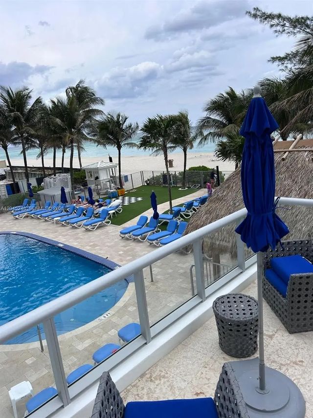 3 of 26 - 18683 Collins Avenue #1706, Sunny Isles Beach, FL