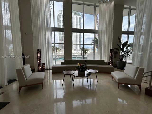 5 of 26 - 18683 Collins Avenue #1706, Sunny Isles Beach, FL