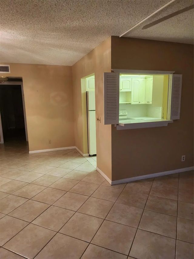 4 of 40 - 104 Westbury E, Deerfield Beach, FL
