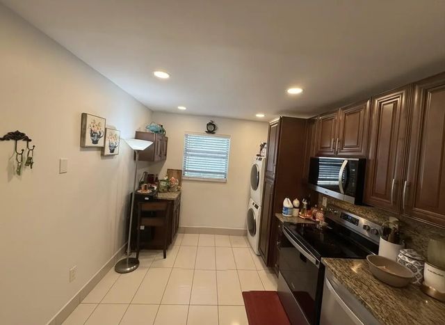 5 of 14 - 2850 Forest Hills Boulevard #214, Coral Springs, FL