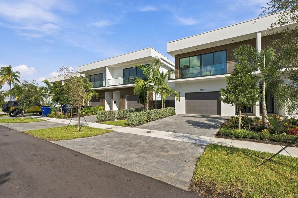 1005 Ne 3rd Street, Fort Lauderdale