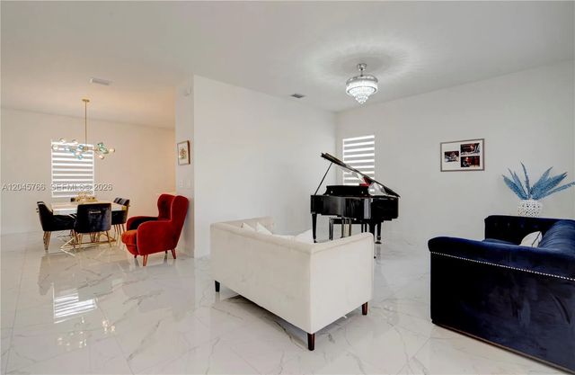 4 of 40 - 4367 Sw 123 Lane, Davie, FL