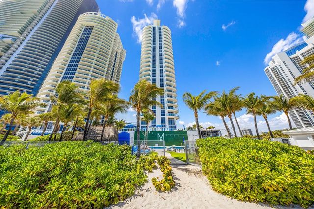 4 of 55 - 18683 Collins Avenue #1610, Sunny Isles Beach, FL