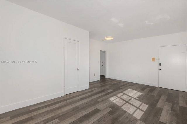 2 of 18 - 8340 Crespi Boulevard #20, Miami Beach, FL