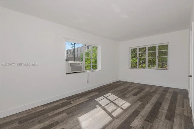 3 of 18 - 8340 Crespi Boulevard #20, Miami Beach, FL