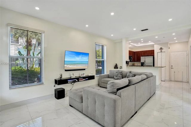5 of 70 - 4760 Mimosa Place #1001, Coconut Creek, FL