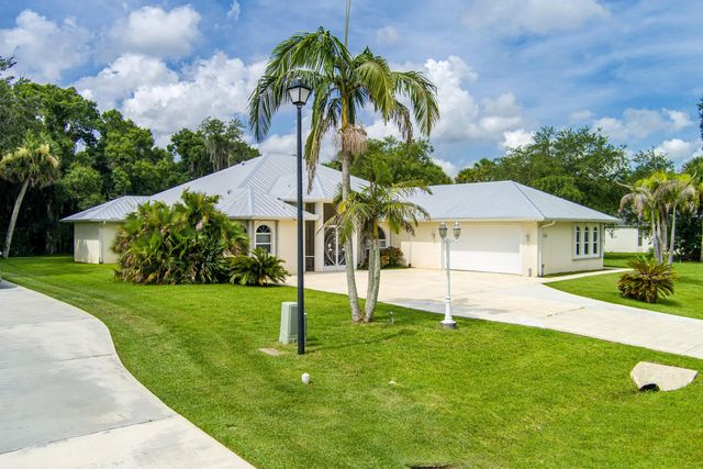 2305 Winding Creek Lane, Fort Pierce
