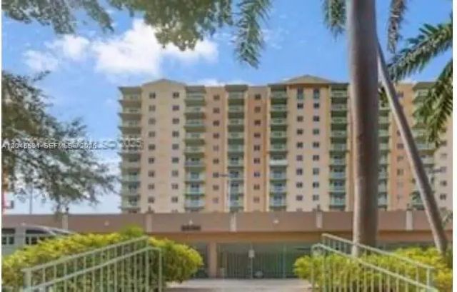 3500 Coral Way #513, Miami