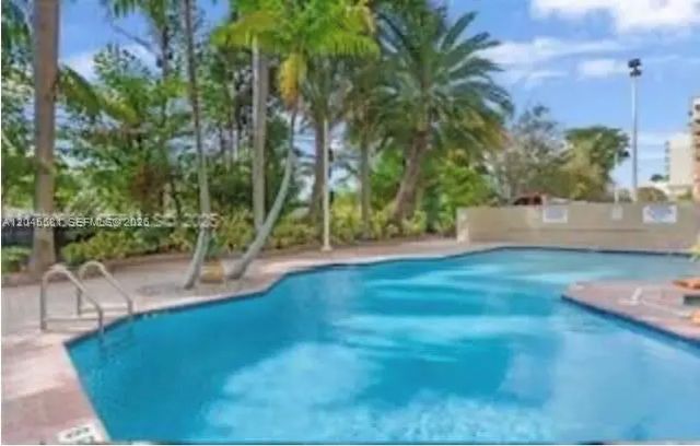 3 of 9 - 3500 Coral Way #513, Miami, FL