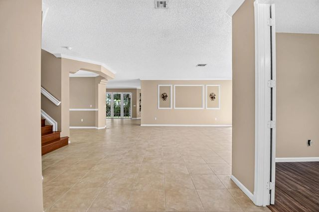 4 of 76 - 2520 Glendale Place, Royal Palm Beach, FL