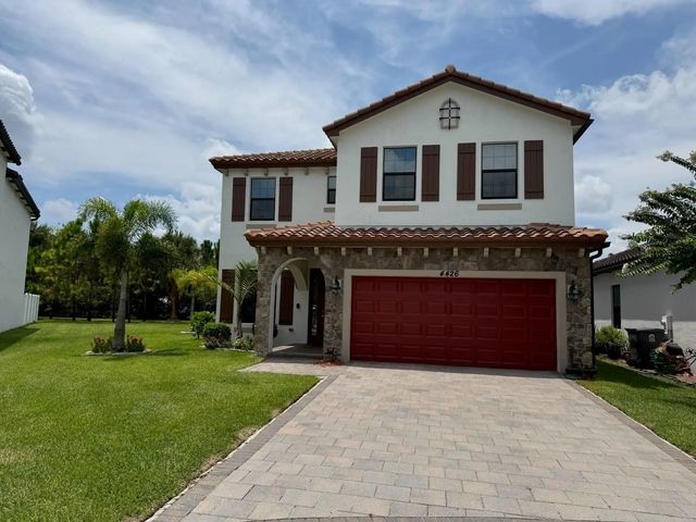 3 of 25 - 4426 Buena Tara Drive, Lake Belvedere Estates, FL